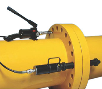 Coaxial hydraulic flange separators (zero gap)