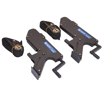 Mechanical flange aligning tools